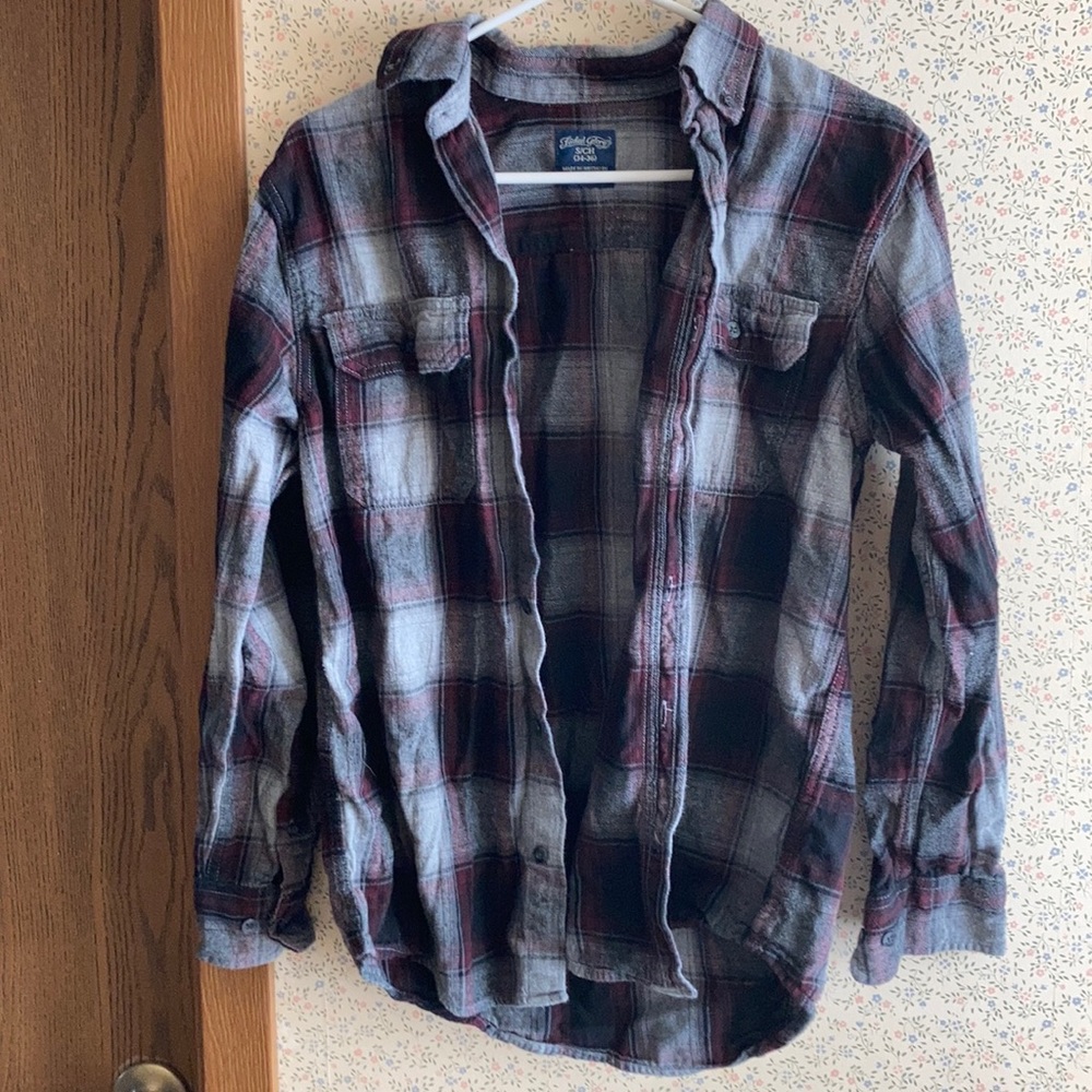Like new button down shirt!